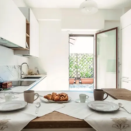 Piazza Roma Terrace - By House Of Travelers Appartamento Côme