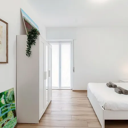 Piazza Roma Terrace - By House Of Travelers *